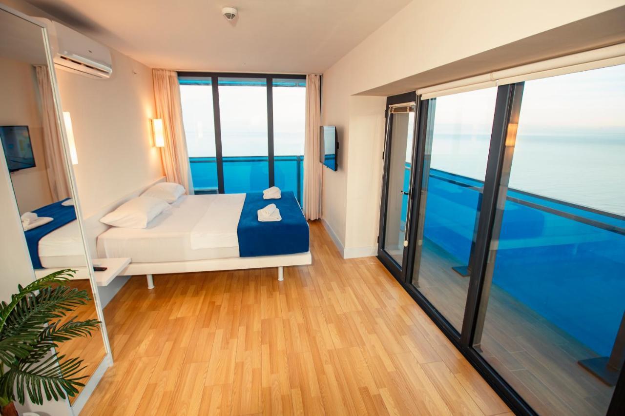 Panorama Orbi City Center Suite Sea View Batum Dış mekan fotoğraf